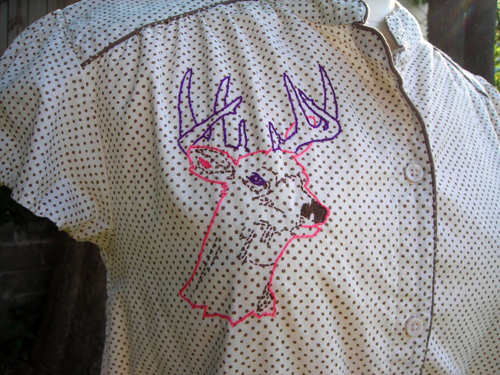 deer embroidery close up 500